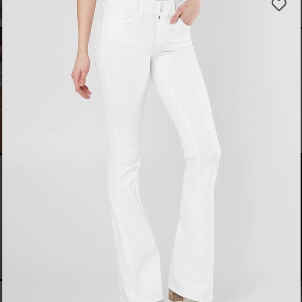 Flying Monkey Mid Rise Stretch Flare White Size 28